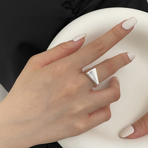 S925纯银设计戒指女小众重工立体三角形不规则磨砂质感开口戒指