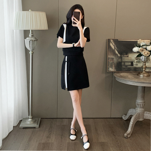 今年流行漂亮套装裙女夏季新款黑色宽松小个子时尚休闲短裙两件套