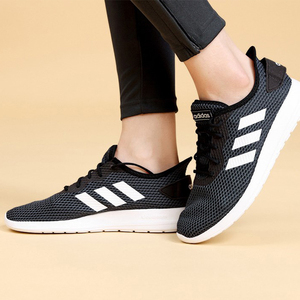 阿迪达斯女鞋2021夏季新款运动休闲鞋网面透气黑白色跑步鞋F36520