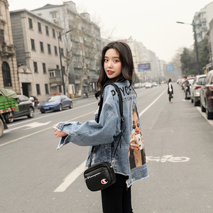 短外套女2019春季韩版新款牛仔上衣外套磨砂破洞夹克服时尚街头潮