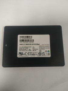 Samsung/三星 PM883 960G 2.5寸 SATA3 7mm 固态硬盘 SSD 服务器