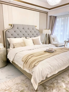 轻奢现代实木床极简卧室拉扣软包意式靠背高端牛角床实用一体婚床