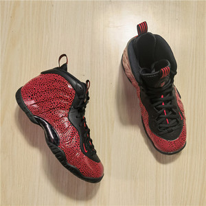 耐克 Nike Air Foamposite One 女子GS喷泡运动篮球鞋 644791-012
