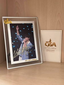 张杰跨年演唱会签名照，带证书（官网可查）和精美玻璃相框