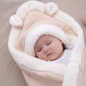 初生婴儿抱被秋冬季加厚款新生儿包被宝宝彩棉羊羔绒加大外出抱毯