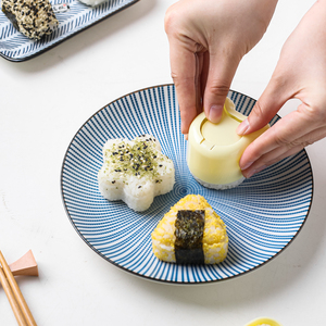川岛屋日式三角饭团模具宝宝食品级安全儿童米饭造型寿司工具家用