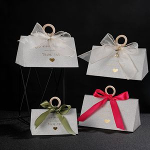 欧式银色喜糖盒结婚高级感 磨砂闪闪手提糖果包装盒订婚伴手礼盒