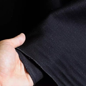 无弹微厚有手感的丹宁原浆纯黑色牛仔布料裤子外套马甲裙面料风衣
