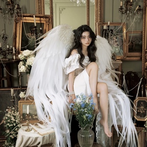 新款白色天使的翅膀舞蹈道具天鹅羽毛影楼拍摄写真cos装饰用具