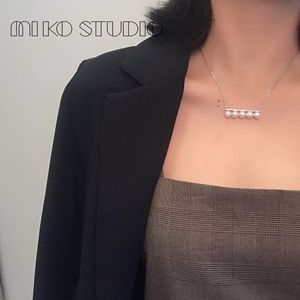 MIKO珠宝银镀18K金平衡木珍珠项链多颗排珠吊坠锁骨女毛衣