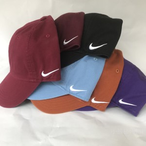 现货 Nike耐克经典款棉质侧面刺绣Logo男女 可调节休闲款棒球帽子