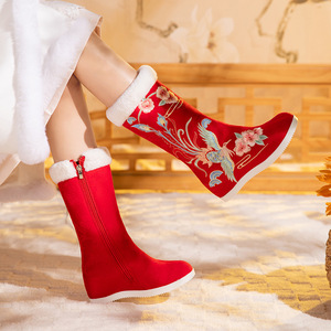 红色古风汉服靴子女中式秀禾长靴加绒COS演出古装中国风绣花鞋冬