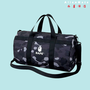 BAPE潮牌迷彩猿人头杂志附录包单肩手提运动桶包旅行休闲托特包