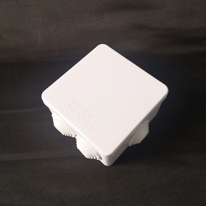 白色橡皮塞预留孔防水分线盒 ABS塑料式防雨接线盒户外监控密封盒