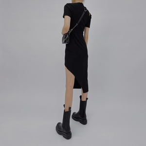 2024新款小黑裙设计感不规则连衣裙黑色显瘦修身针织裙子夏季天