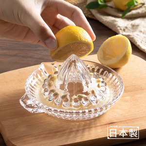 日本进口玻璃压汁器手压式水果柠檬挤汁器料理榨橙子汁手压榨汁器