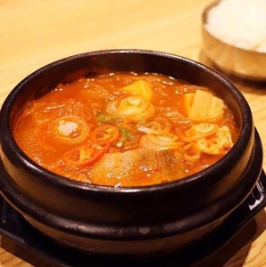 宋茜同款网红韩式泡菜汤食材方便非速食辣白菜汤料包泡菜豆腐汤
