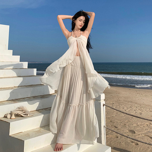 三亚海边拍照衣服超仙海岛度假出游穿搭氛围感两件套裙装沙滩裙夏