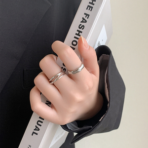 时尚个性银色戒指女生小众设计双层开口可调节指环轻奢高级感手饰
