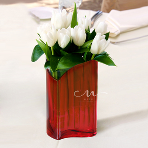 红色心形玻璃花瓶现代简约小清新插花花瓶鲜花婚庆装饰水培花器