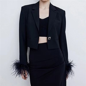 法式高端新款时尚黑色鸵鸟毛长袖修身气质女式短西装外套半裙套装
