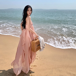海边度假吊带连衣裙沙滩裙女夏泰国旅游拍照雪纺裸粉色仙女长裙子