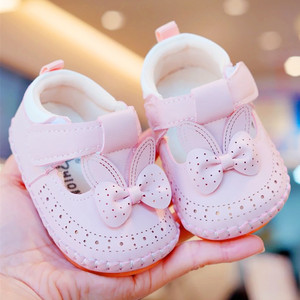 夏季婴儿周岁百天凉鞋0-1岁3-6个月女宝宝公主婴幼儿软胶底学步鞋