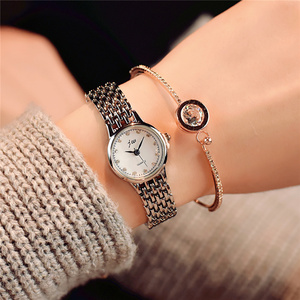 银色链条手表钢带流苏潮流女士夏季时尚款水钻女式装饰石英表腕表
