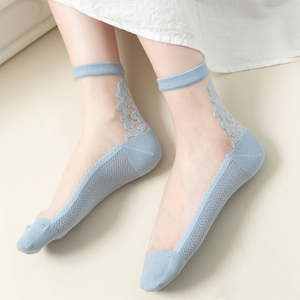 水晶丝袜子女夏季薄款韩版时尚后跟藤蔓棉底透气吸汗玻璃丝中筒袜