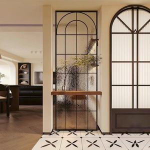 法式奶油铁艺玻璃屏风玄关拱形假窗户装饰客厅轻奢不锈钢隔断定制