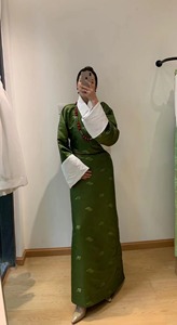 2024年春夏新款女士不丹藏袍民族风藏族表演服舞蹈服传统康巴藏装
