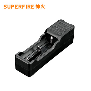 原装神火supfire26650 18650锂电池USB充电器强光电筒3.7V座充