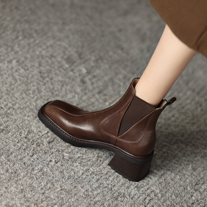 欧美棕色复古爆款短靴2023年新款真皮方头高跟靴子粗跟马丁靴女款