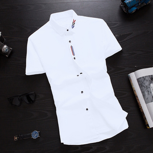 夏季白色短袖衬衫男士韩版修身青少年半袖衬衣潮男装休闲纯白寸衫