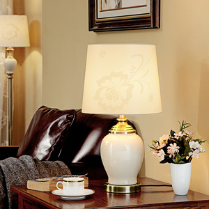 美式陶瓷台灯卧室床头灯温馨简约现代客厅新中式欧式台灯奢华大气