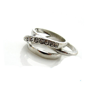 热销流行欧美饰品流行c82 新款精致时尚钻石戒指 三种戴法