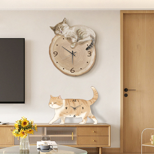 猫咪钟表挂钟客厅新款简约现代餐厅创意时钟挂画表挂墙高级感壁画