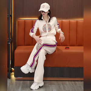 春季女装新中式国风刺绣炸街高级感白色运动服外套阔腿裤两件套装