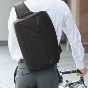日本SANWA时尚骑行通勤休闲两用电脑包14寸斜跨背包男笔记本包胸前包平板包女出行游玩背包大容量时尚单肩包