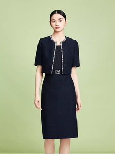 阿伟服饰24春夏季新国内品牌女装短袖小香外套+包臀半身裙2件套装