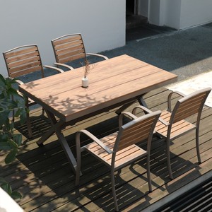 户外桌椅庭院防腐木桌子阳台塑木休闲咖啡厅桌椅组合室外花园餐桌