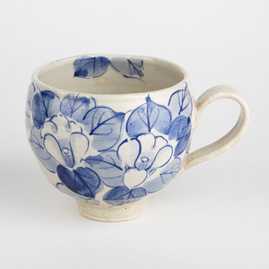 日本进口虚空藏窑蓝椿系列九谷烧白底手工日式陶瓷杯茶杯水杯带柄