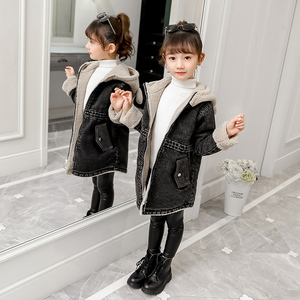 女童加绒加厚牛仔外套秋冬装韩版洋气儿童派克服小女孩羊羔绒风衣