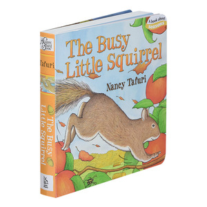 英文原版绘本 The Busy Little Squirrel 忙碌的小松鼠 纸板书 英文版 进口英语原版书籍