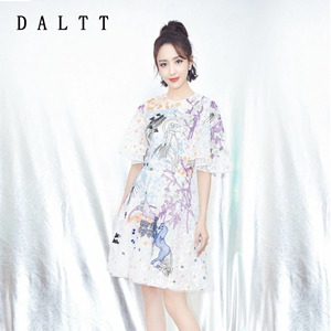 韩国DALTT新款佟丽娅明星同款白色印花修身A字裙连衣裙中长款裙子
