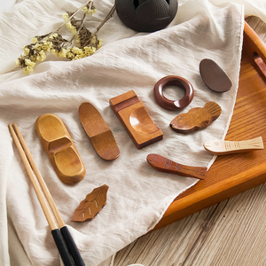 创意日式餐桌放餐具勺子架子筷架 家用木质筷托筷枕筷子架筷子托