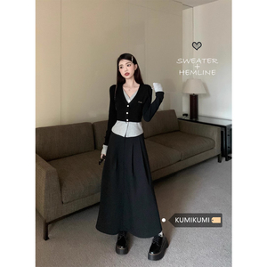 kumikumi时尚套装小个子假两件长袖针织衫女春季黑色半身裙两件套