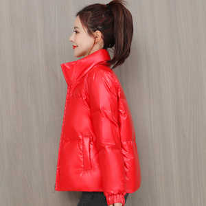 2023年新款冬季韩版修身显瘦短款羽绒服女小个子红色亮面立领外套