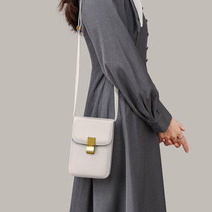 英皇保罗女士斜挎包牛皮功能手机袋单肩挂包休闲简约小包包