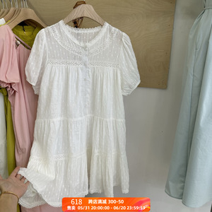 韩系蕾丝镂空配腰带白色连衣裙女2024夏季新款宽松休闲设计感裙子